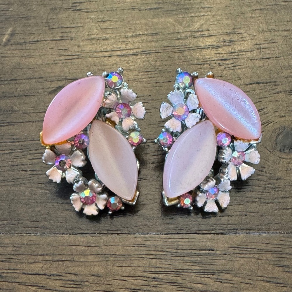 Lisner Earrings Women Pink Floral Thermoset Aurora Borealis Rhinestone Clip On